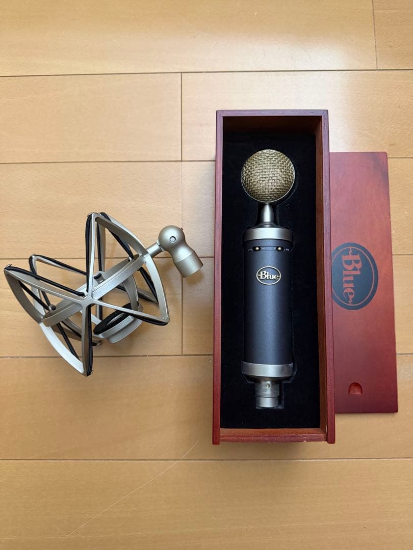 Blue baby bottle SL ショックマウント付き