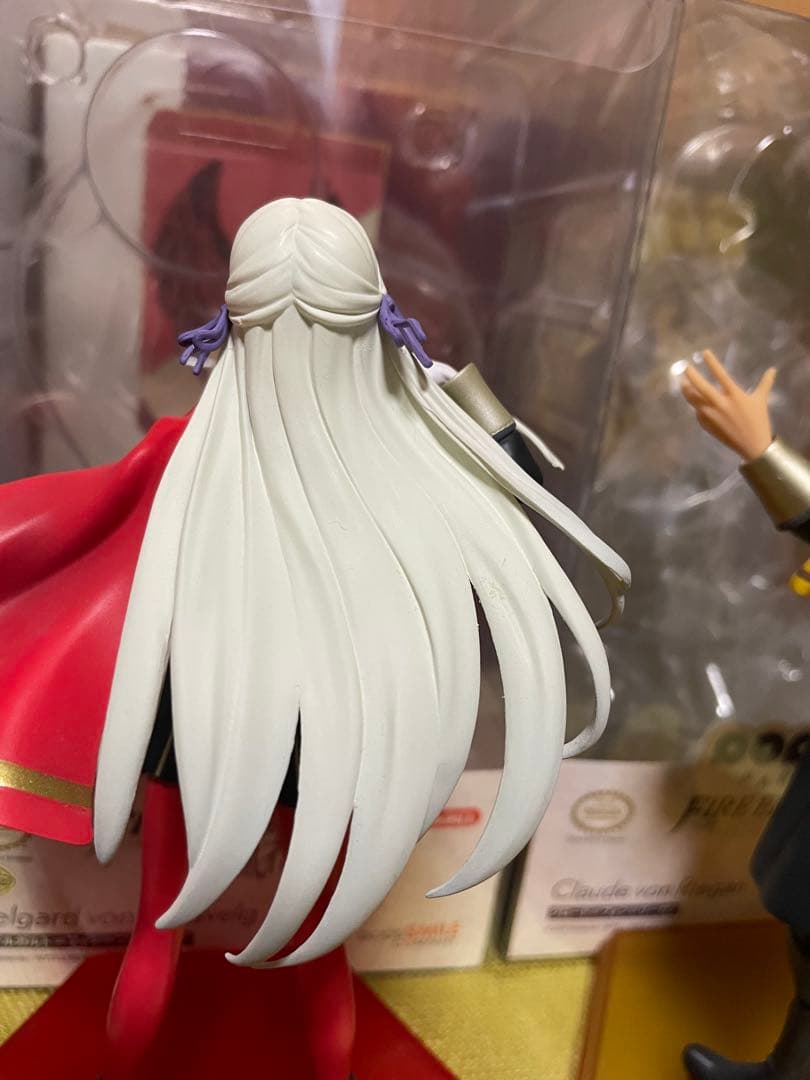 ファイアーエムブレム　風花雪月　フィギュア 3体セット