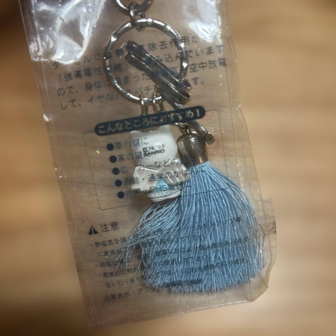 2003年　未開封　ハローキティ タッセル付き天使キティ　ストラップ