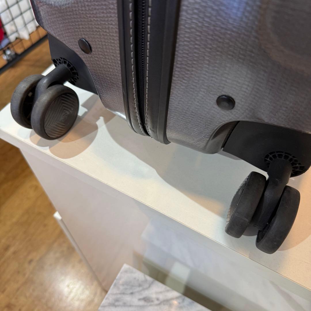 値下げしました‼️【美品✨】サムソナイト　ブラックレーベル　キャリーケース