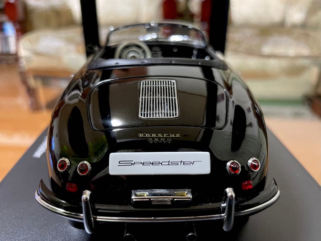 価格変更1/18 オートアート ポルシェ356A スピードスター ブラック未展示
