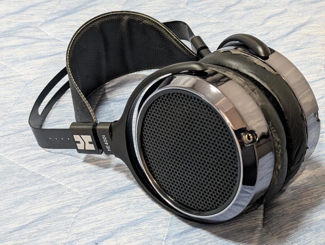 HIFIMAN HE400i　新品のイヤーパッド付き