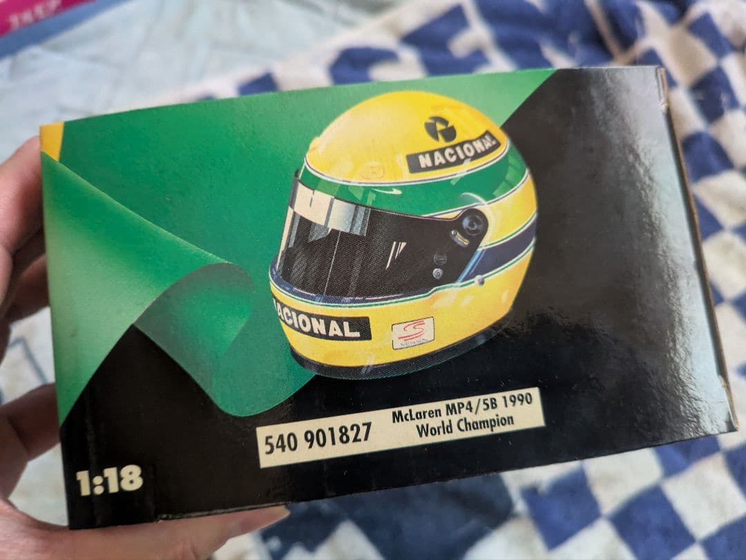 アイルトン・セナ マクラーレン MP4/4 1/18