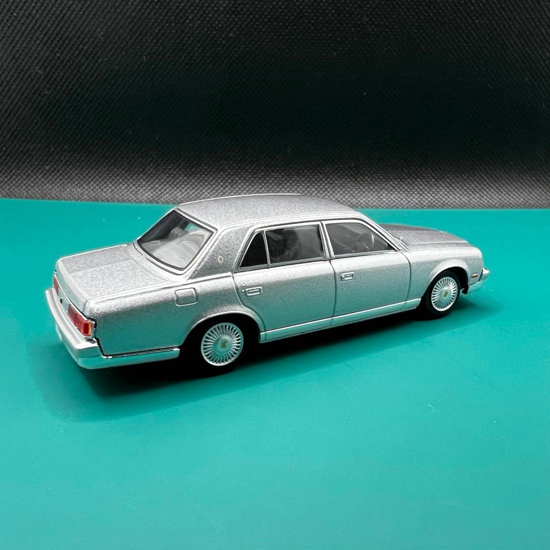 センチュリー　トミカリミテッドヴィンテージ ネオ　LV-N105d 銀　シルバー