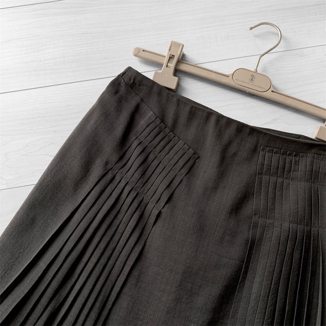 Brunello Cucinelli 薄手ウールのプリーツスカート