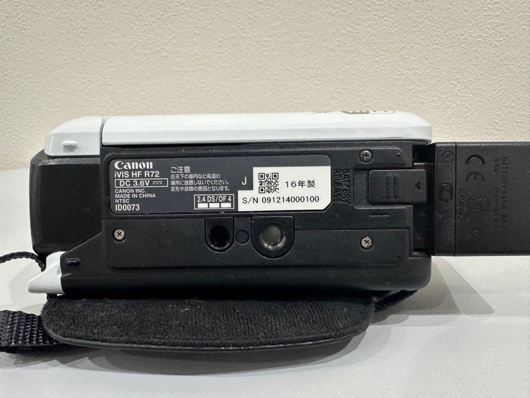 【美品】Canon HF R72 キャノン SDカード、キャリーケース付き！