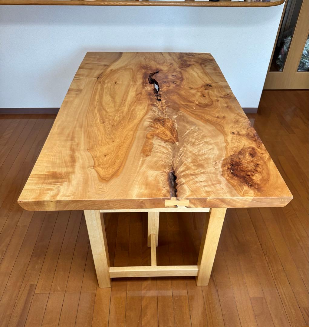 天然木一枚板　トチ　テーブル天板　※脚別売