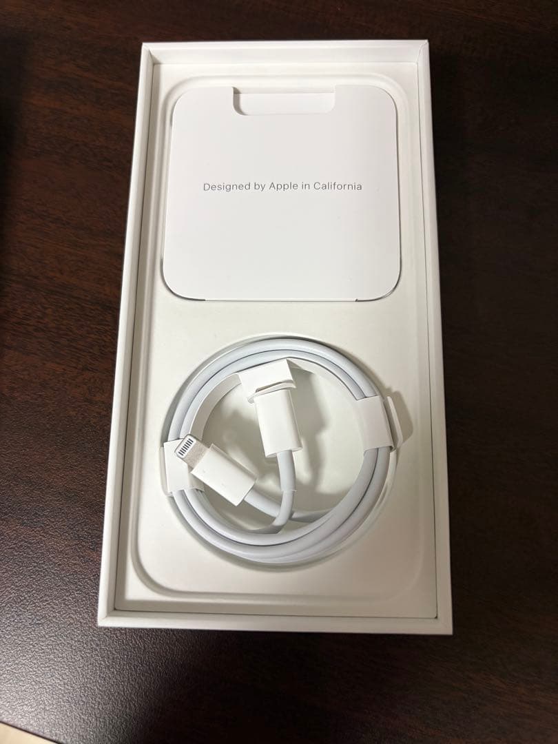 iPhone14 128GB ブルー　背面大幅割れ　ジャンク