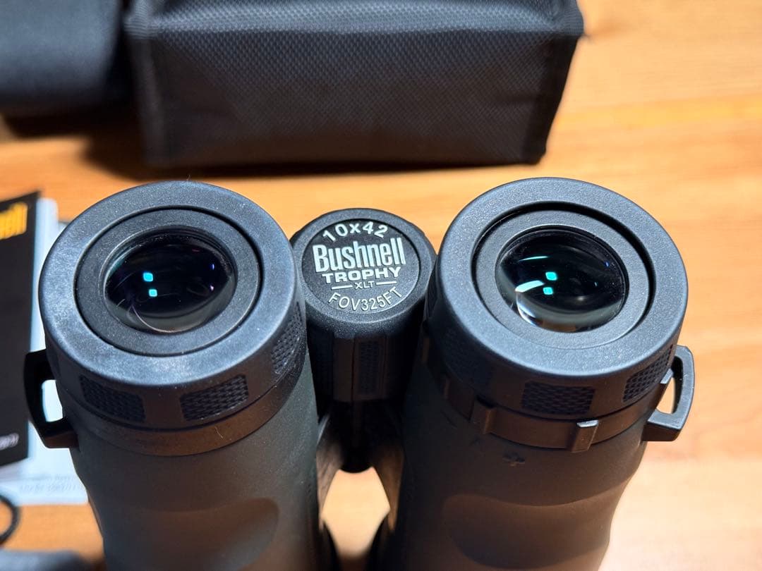 望遠鏡 双眼鏡 10倍 Bushnell TROPHY XLT 10×42mm