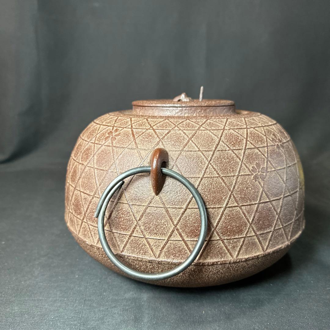 Ｆ18 送料無料　茶釜　平丸釜　桜　在銘　茶道　共箱　釜鐶　茶道具　佐藤浄清