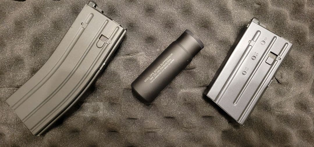 ガスブロM4A1 ブラック ケース付き