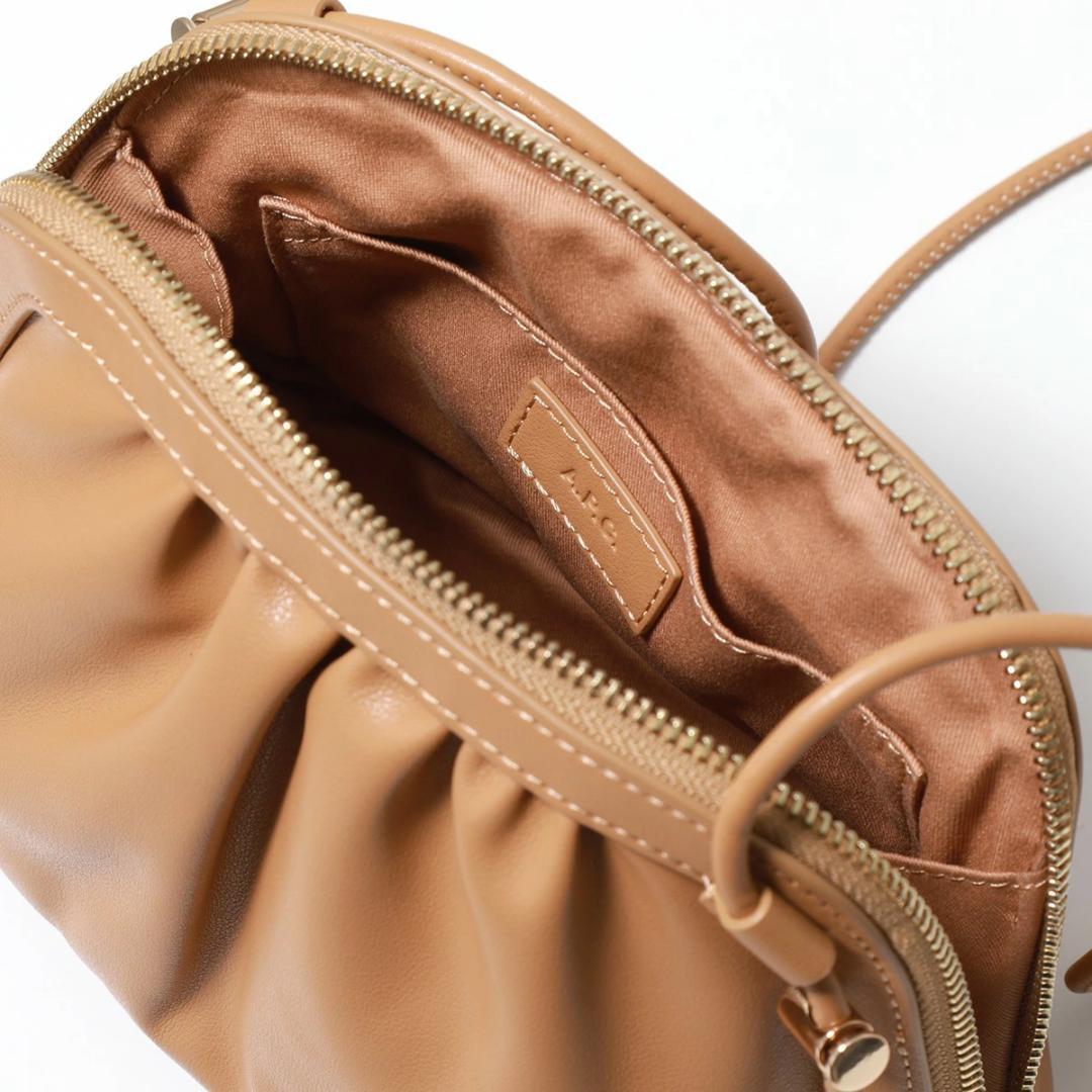 えっちゃんさま♡A.P.C. BOURSE NINON PUAAT F61791