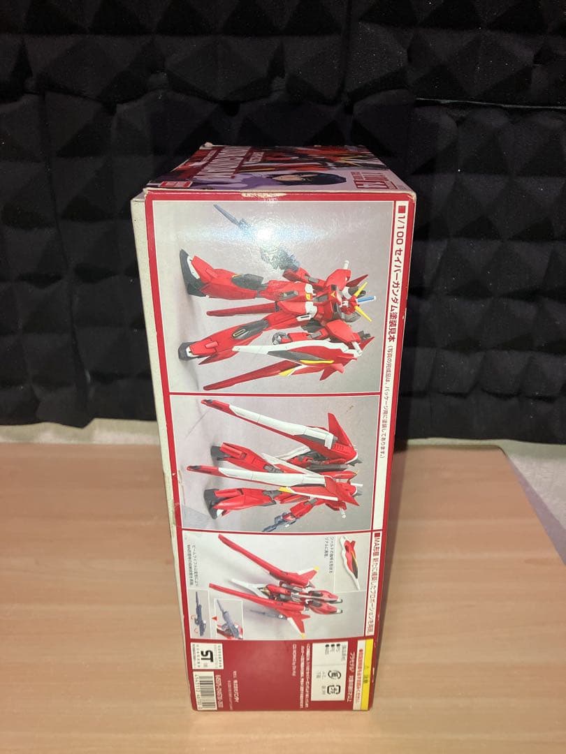 未開封　1/100 セイバーガンダム 機動戦士ガンダムSEED DESTINY