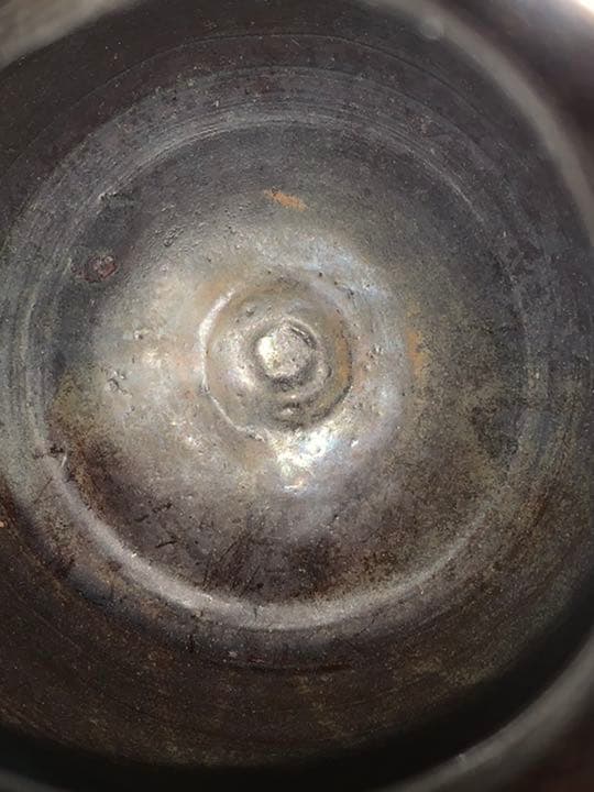 吉川水城作 黒釉桜文瓶