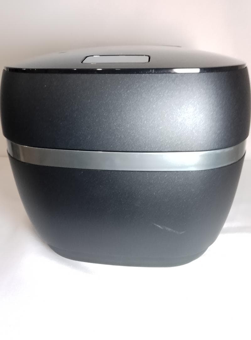 M*i様 TIGER　JPX-062X　土鍋圧力IH炊飯ジャー〈THE炊きたて〉