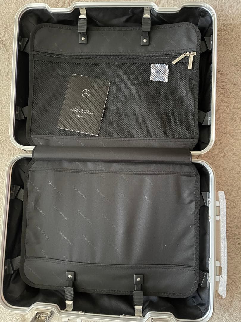メルセデスベンツ　アルミ　スーツケース32L