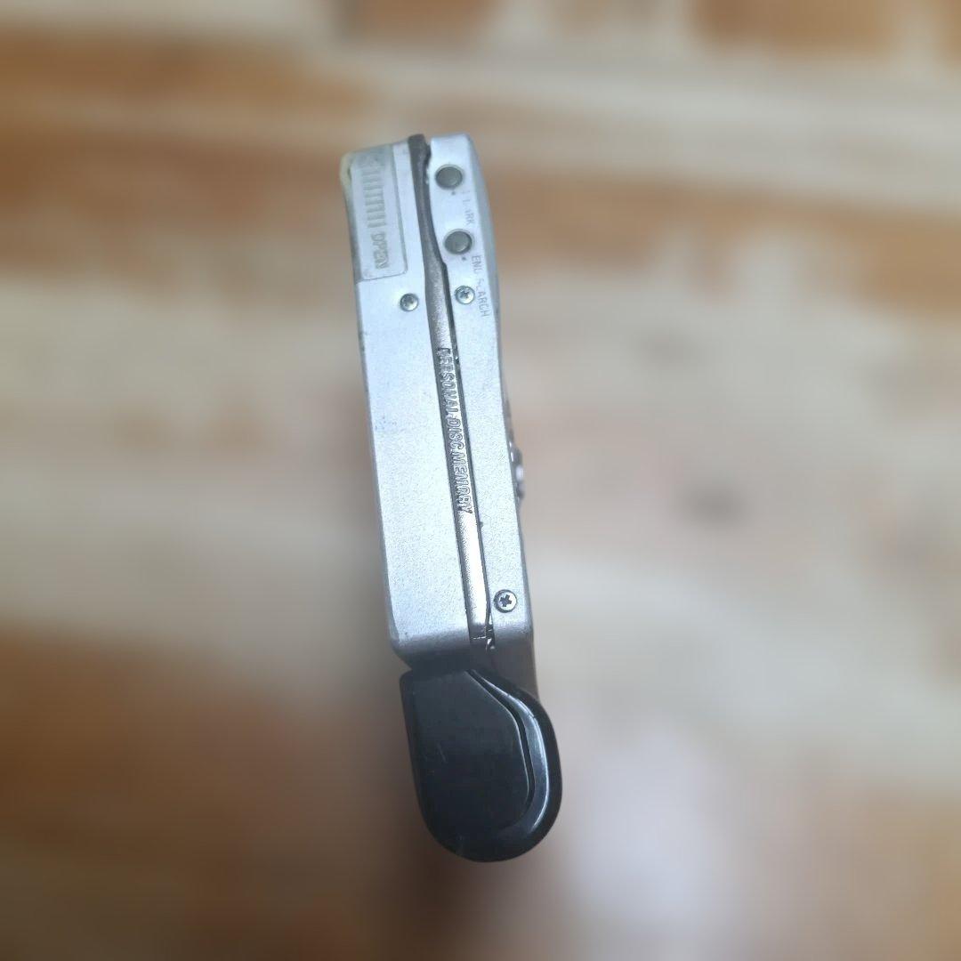 SONY ポータブルMD/MZ-R909プレーヤー シルバー