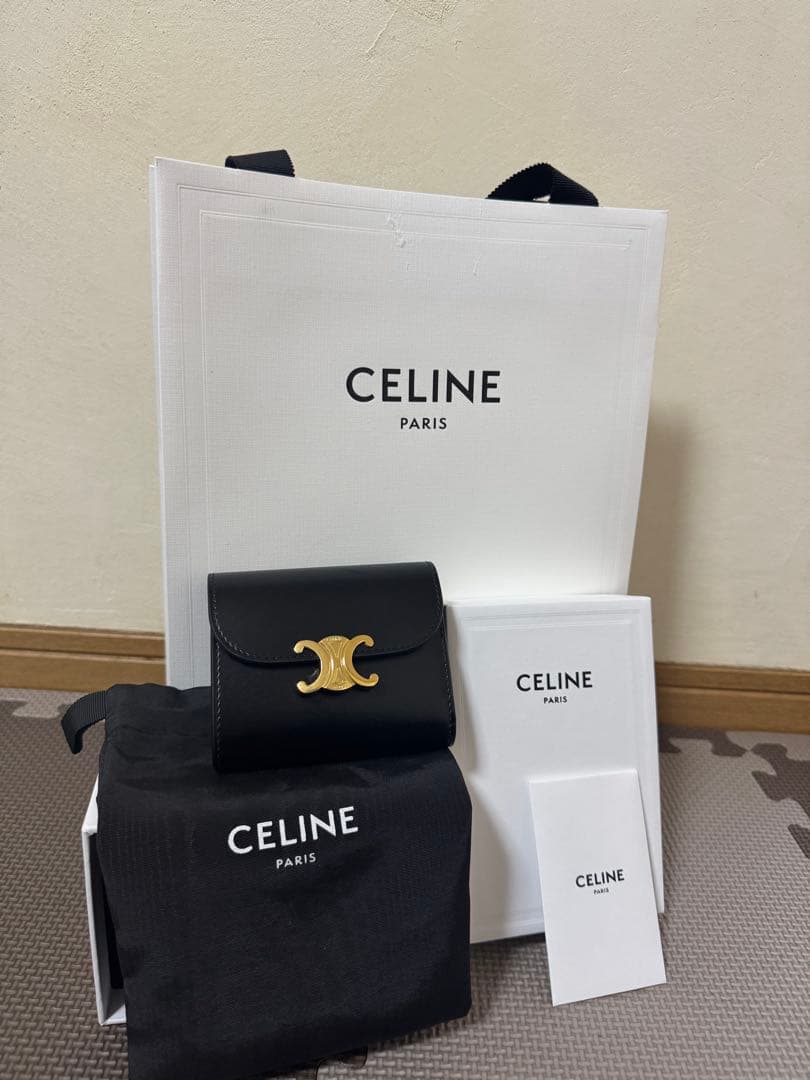 CELINE 三つ折り財布　ブラック