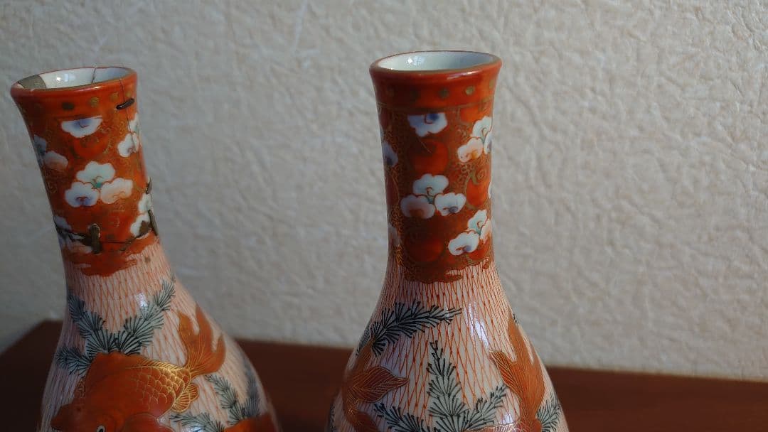 九谷焼 九谷　明治九谷　金魚の図　打出製　赤絵　網目　アンティーク九谷焼　2客