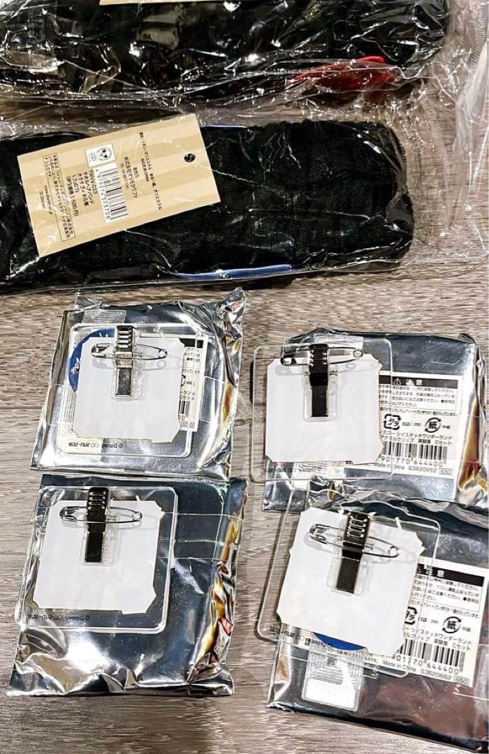 ツイステ　グッズ　まとめ売り　クッション　アクリルスタンド　手提げバッグ　ポーチ