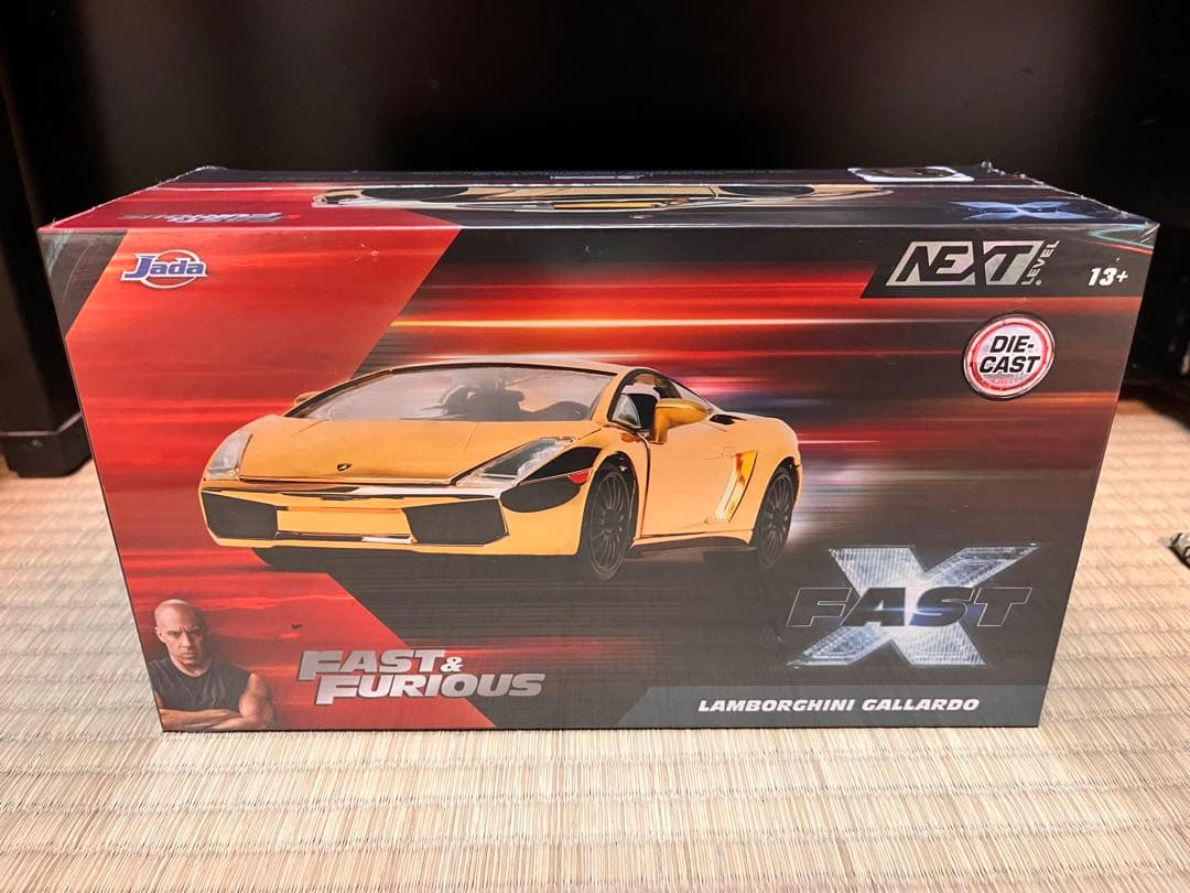 【国内300台限定】【激レア】1/24スケール！ ゴールデンランボルギーニ