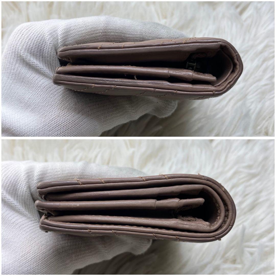 美品 現行✨グッチ 折り財布 マーモント キルティング レザー ベージュ