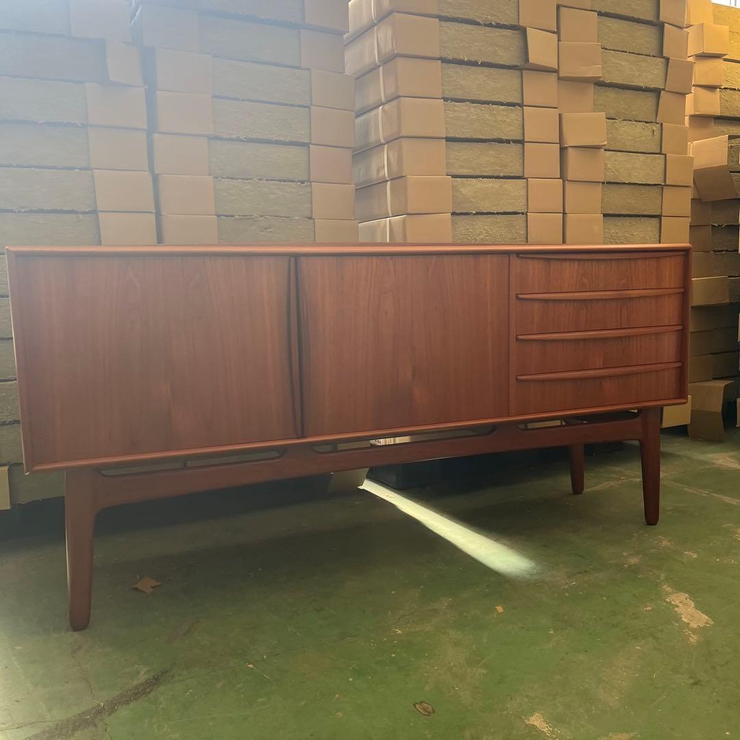 マドセン　サイドボード