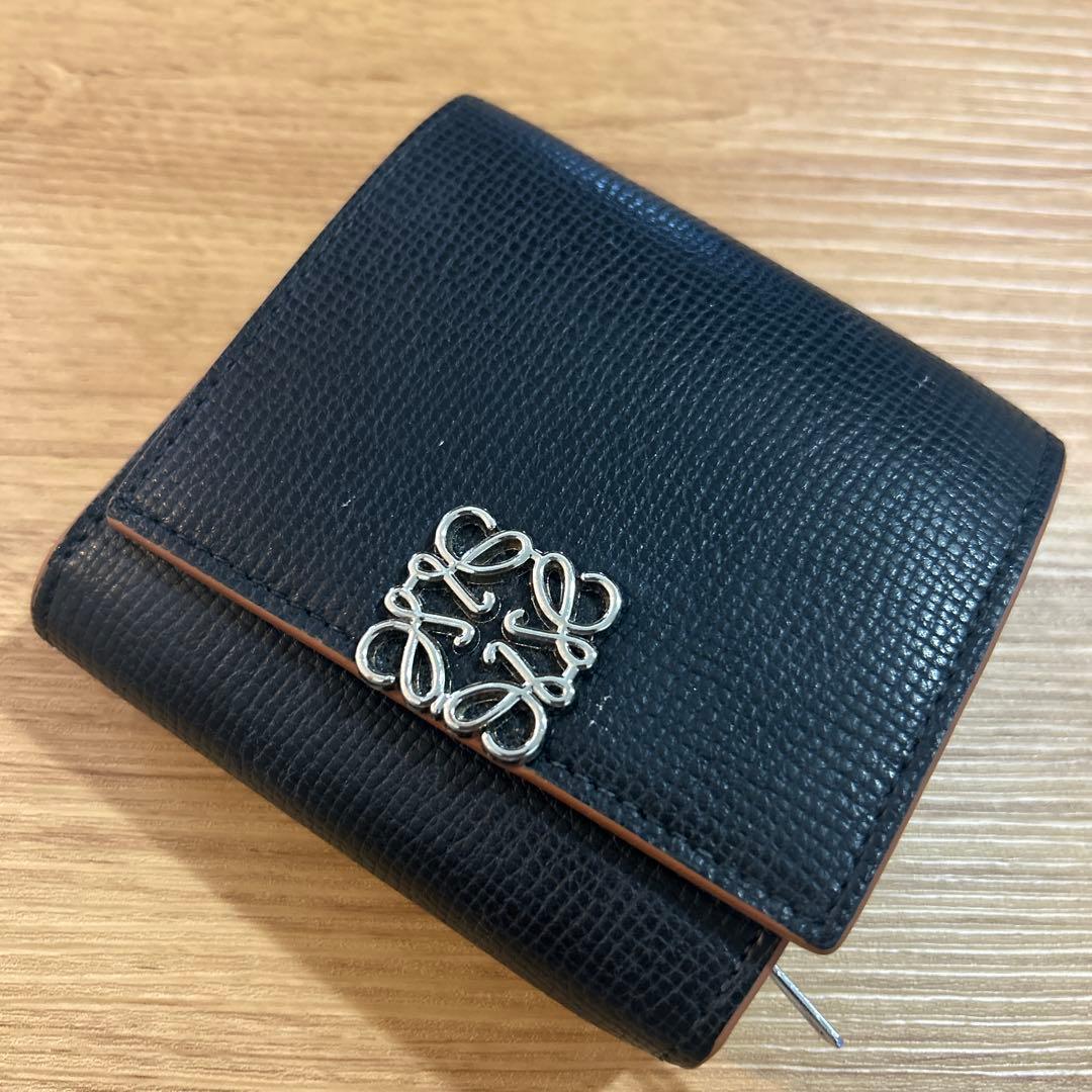 LOEWE 二つ折り財布 黒 レザー