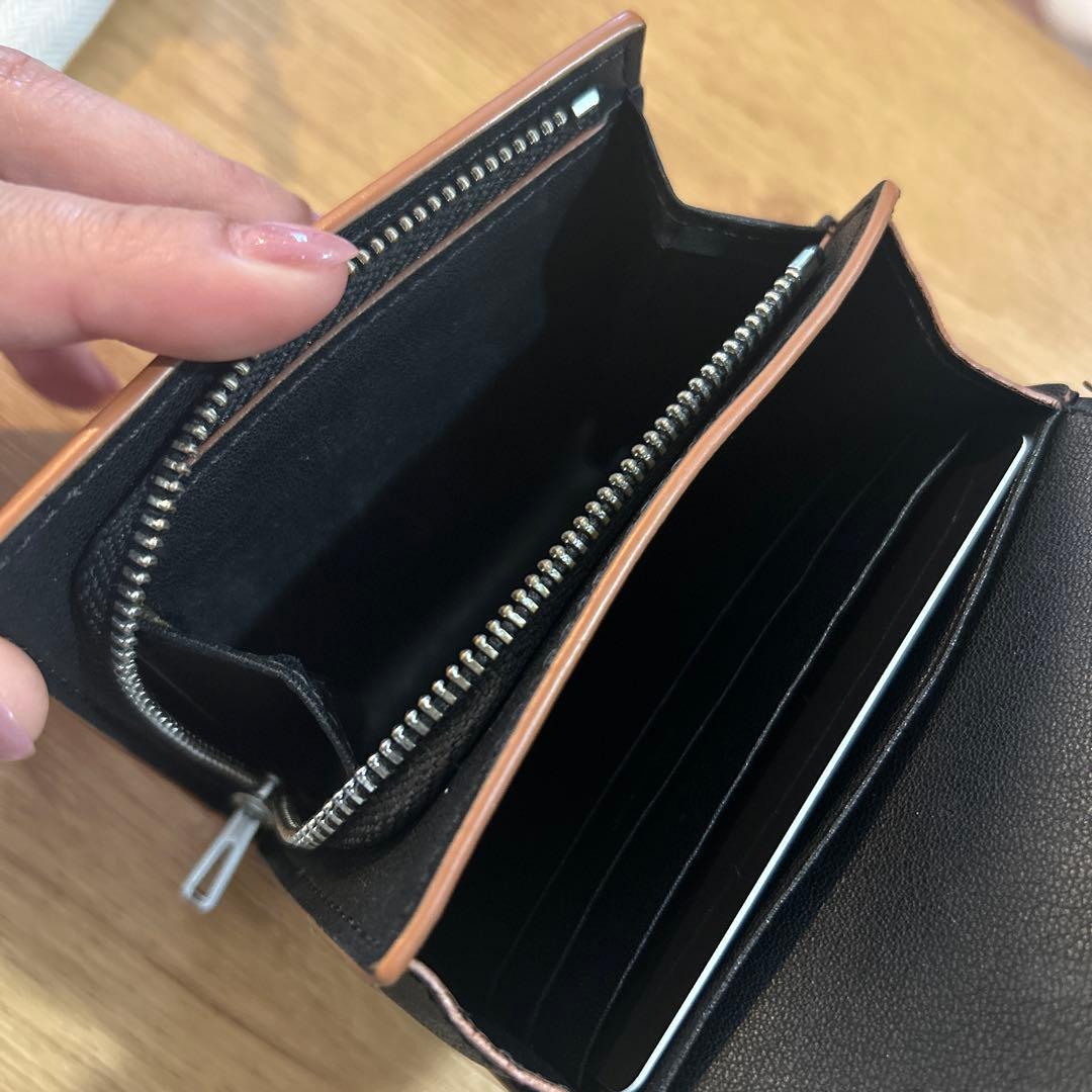 LOEWE 二つ折り財布 黒 レザー