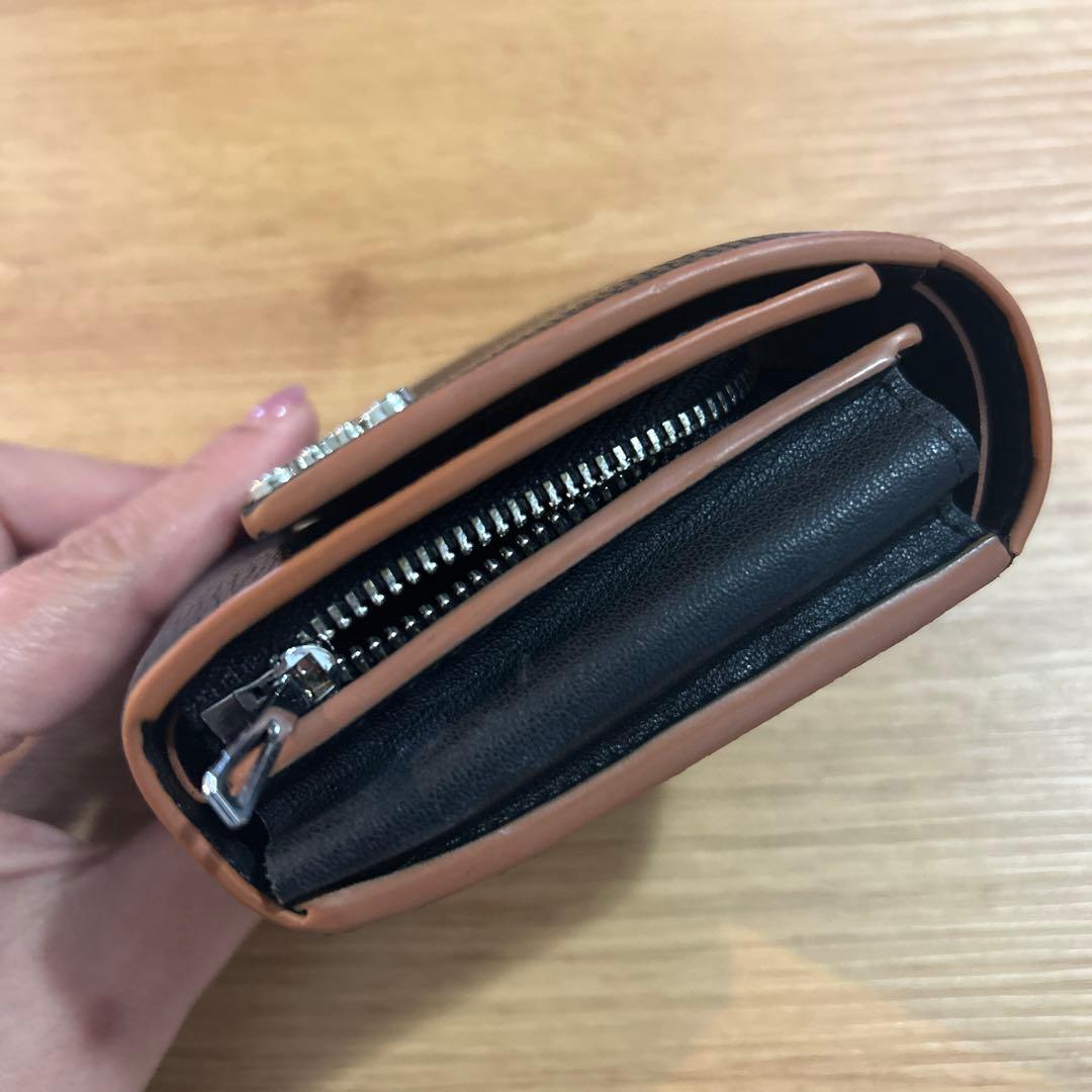 LOEWE 二つ折り財布 黒 レザー