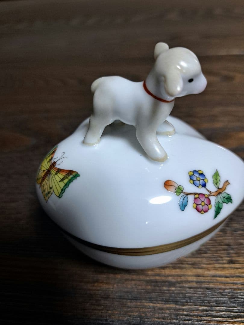 (お値下)　新品　Herend 陶磁器 　ひつじ 　ヴィクトリア　ボンボニエール