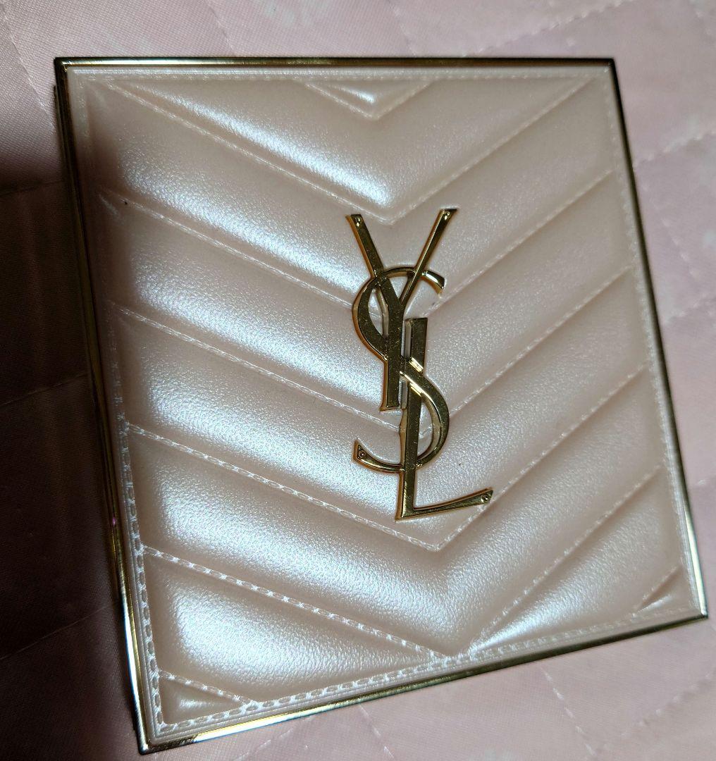 イヴサンローラン　クチュールフェイスパレット