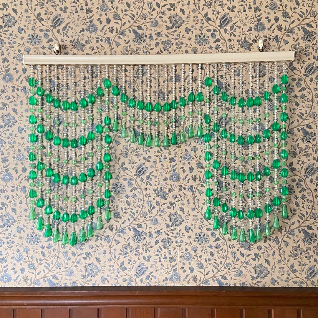 昭和レトロ　ビーズのれん　グリーン　美品 レトロポップ　当時物