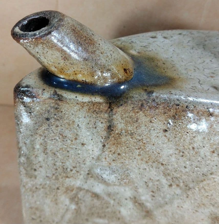 【本物保証】金城次郎 海老魚紋抱瓶 共箱 栞 ｗ28㎝超 壷屋焼 人間国宝 無傷