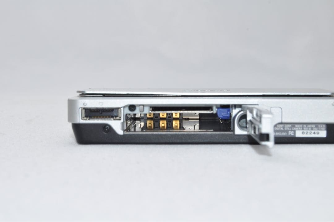 【動作OK】 SONY ソニー DSC-T700 コンパクト デジタル カメラ