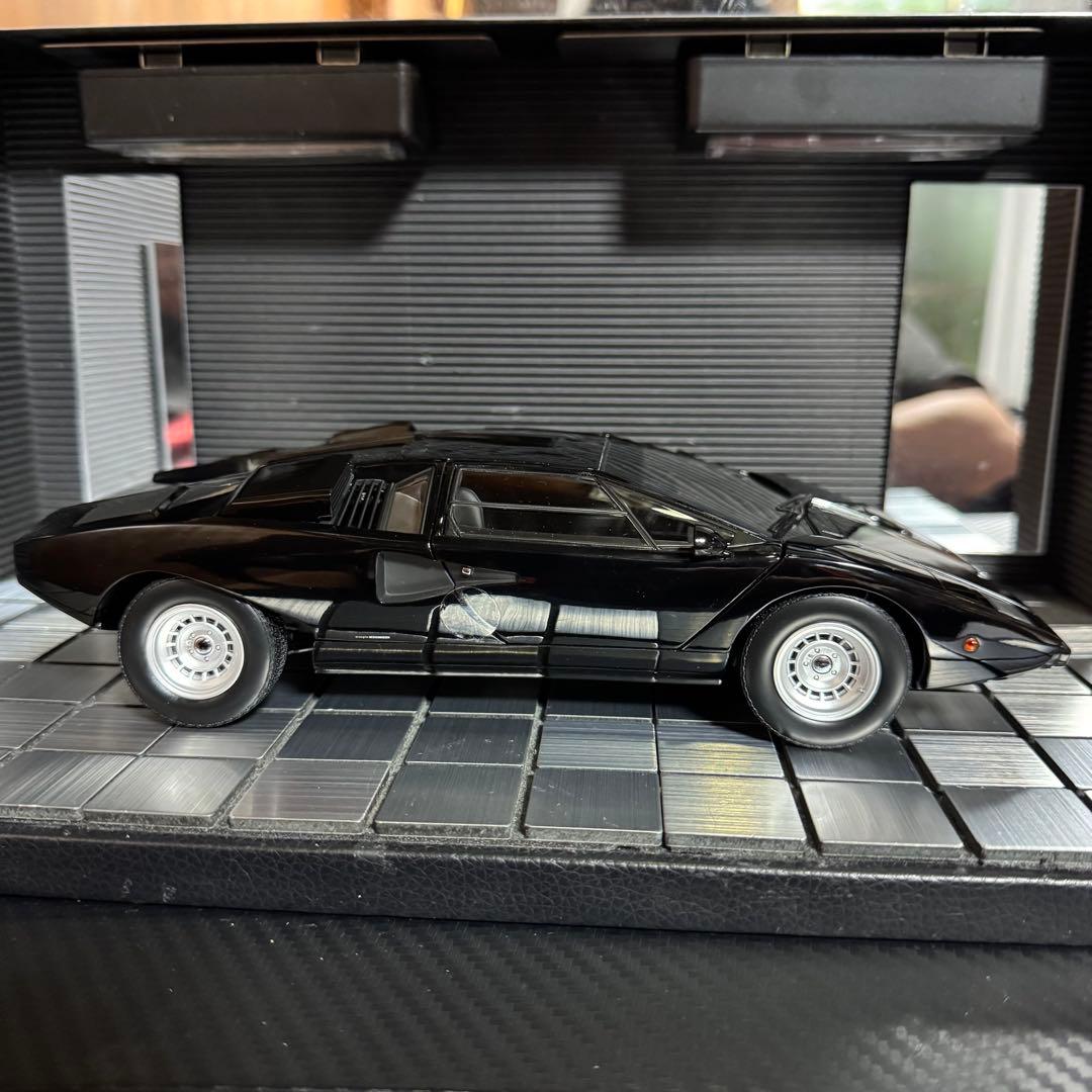 絶版未展示品 京商 1/18 ランボルギーニ カウンタックLP400 ブラック