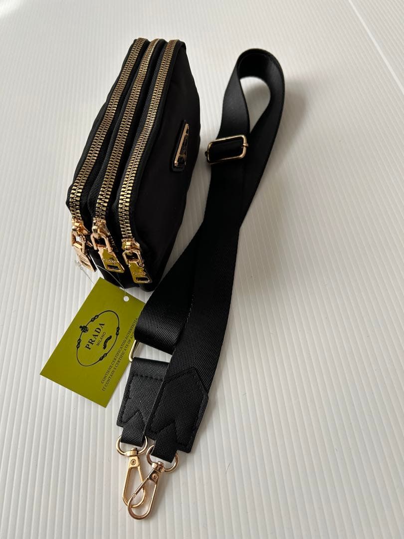 ショルダーバック　【PRADA】　 ノベルティ