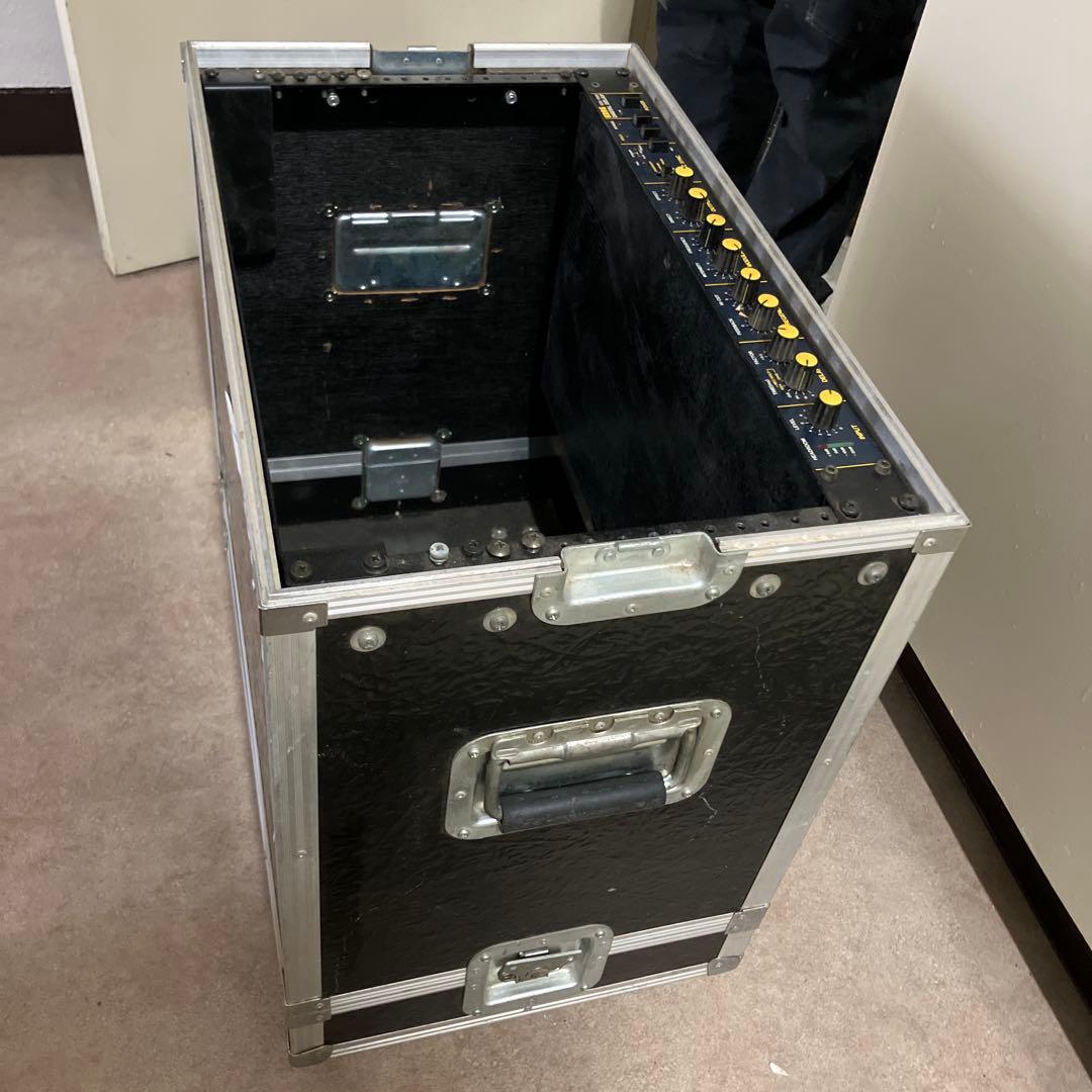 エフェクターラック　ツアーケース　デジタルディレー付き　引取りオンリー