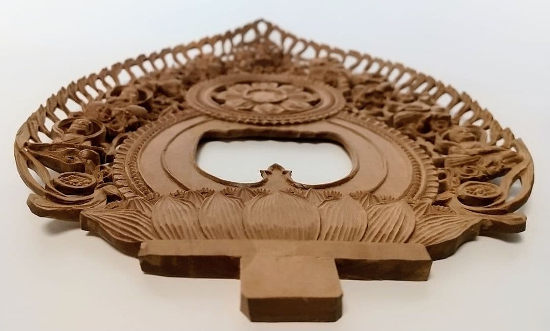 光背(3寸坐像用)#416 透し彫 奏楽飛天 宝塔◆白檀 木彫 仏像付属品