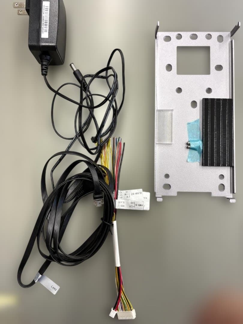 スタンド無し　HIKVISION製サーマルカメラ 体表面温度計測