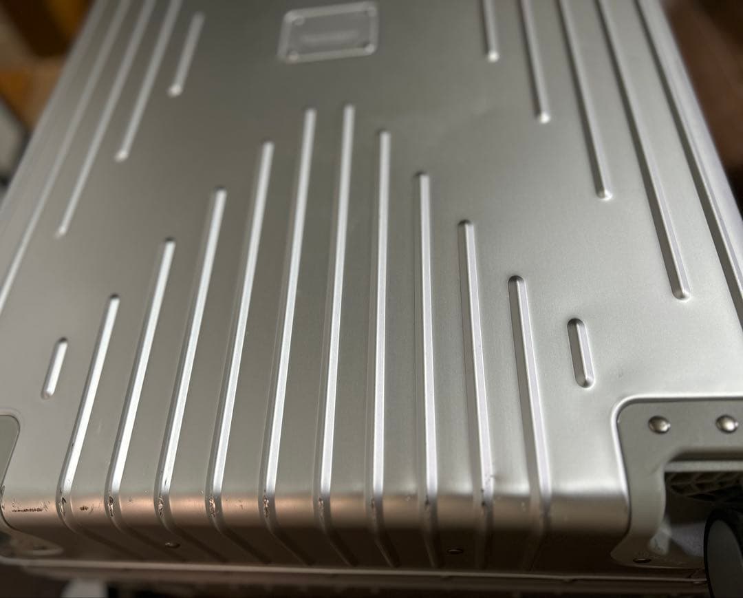 イノベーター innovator キャリーケース スーツケース　アルミ　70L