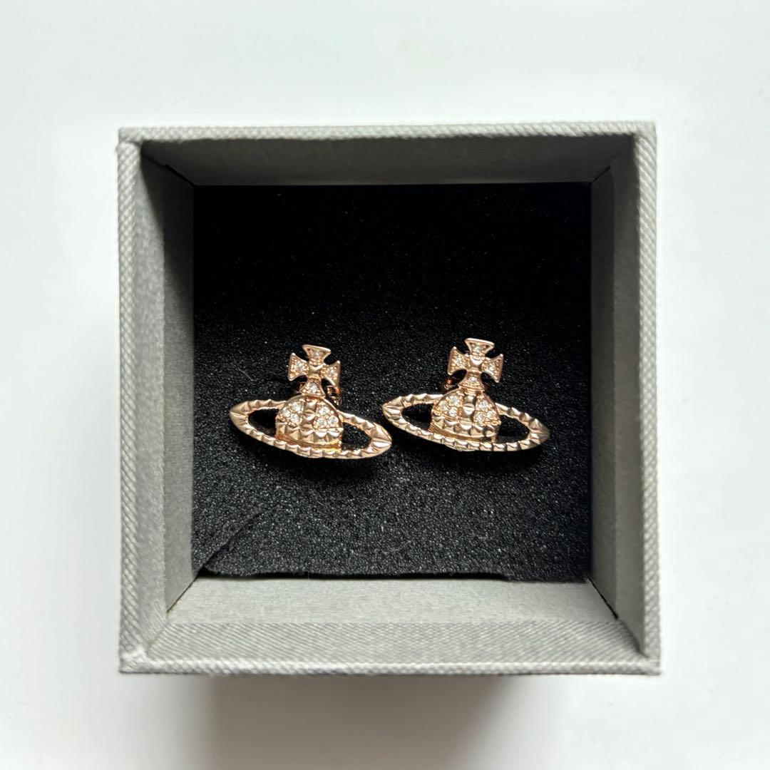 Vivienne Westwood ヴィヴィアン ピアス新品未使用 箱・保証書