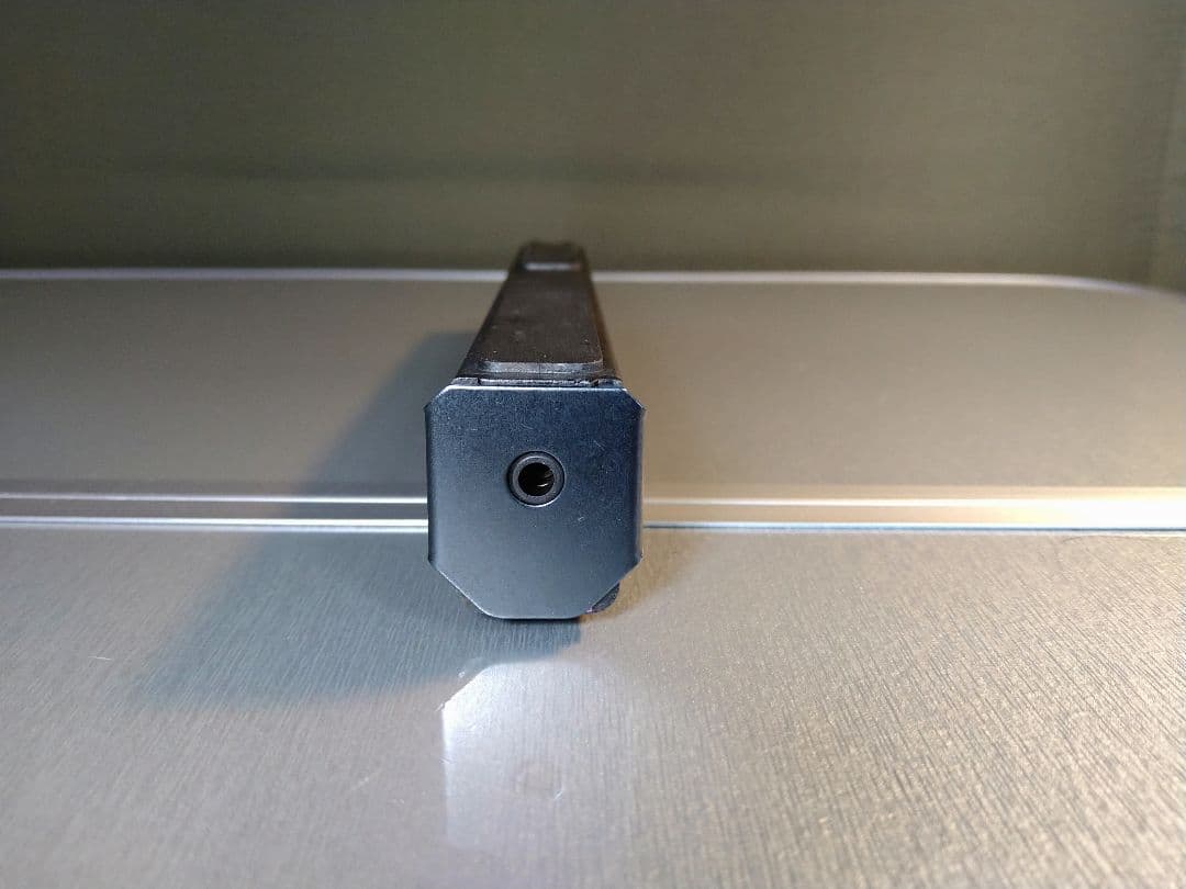 作動快調な美品！KSC M11A1 セミ・フルオートガスブロ！マガジン漏れなし！