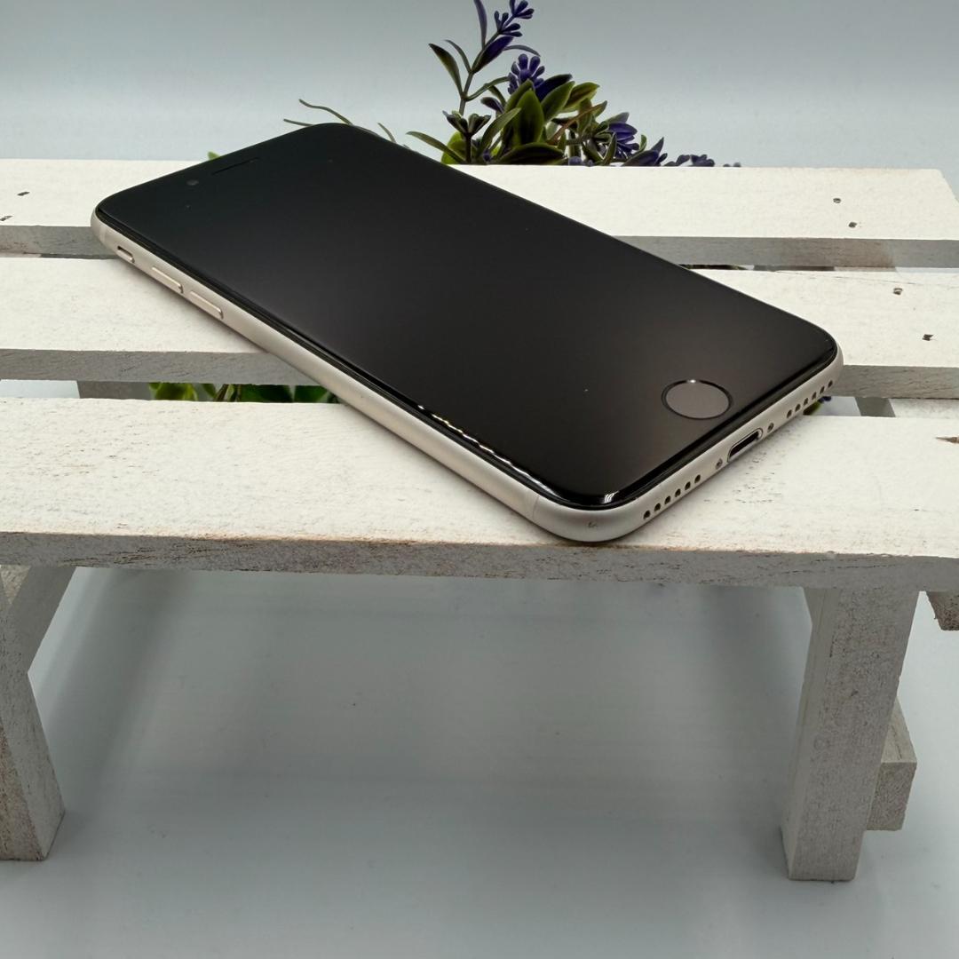 iPhone SE第3世代 64GB スターライト 338