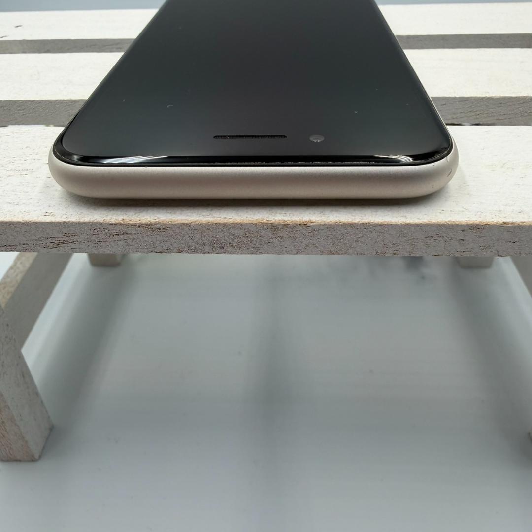 iPhone SE第3世代 64GB スターライト 338