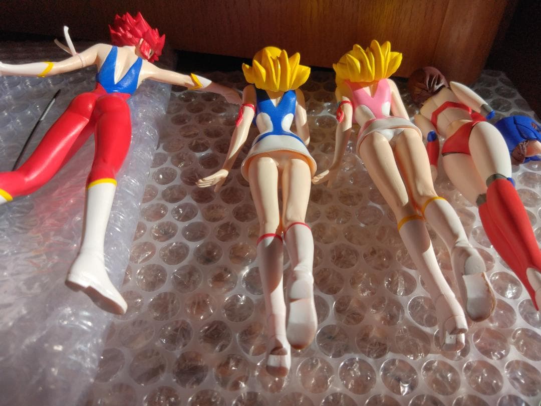 ハセガワ プラモデル キューティーハニー レイナ　4体セット　完成品