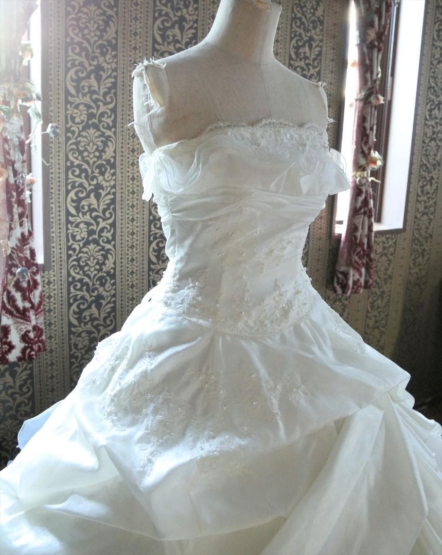 573クラウディアLoveryWedding高級ウエディングドレス7号9号11号