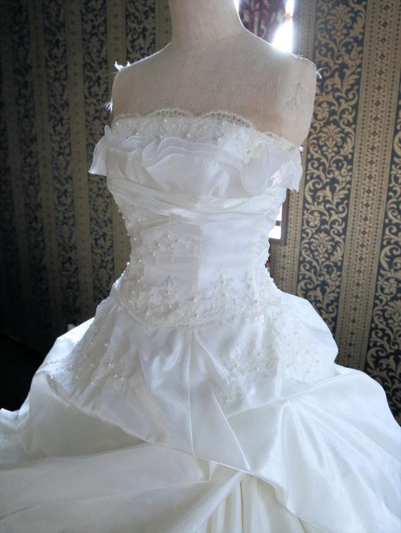 573クラウディアLoveryWedding高級ウエディングドレス7号9号11号