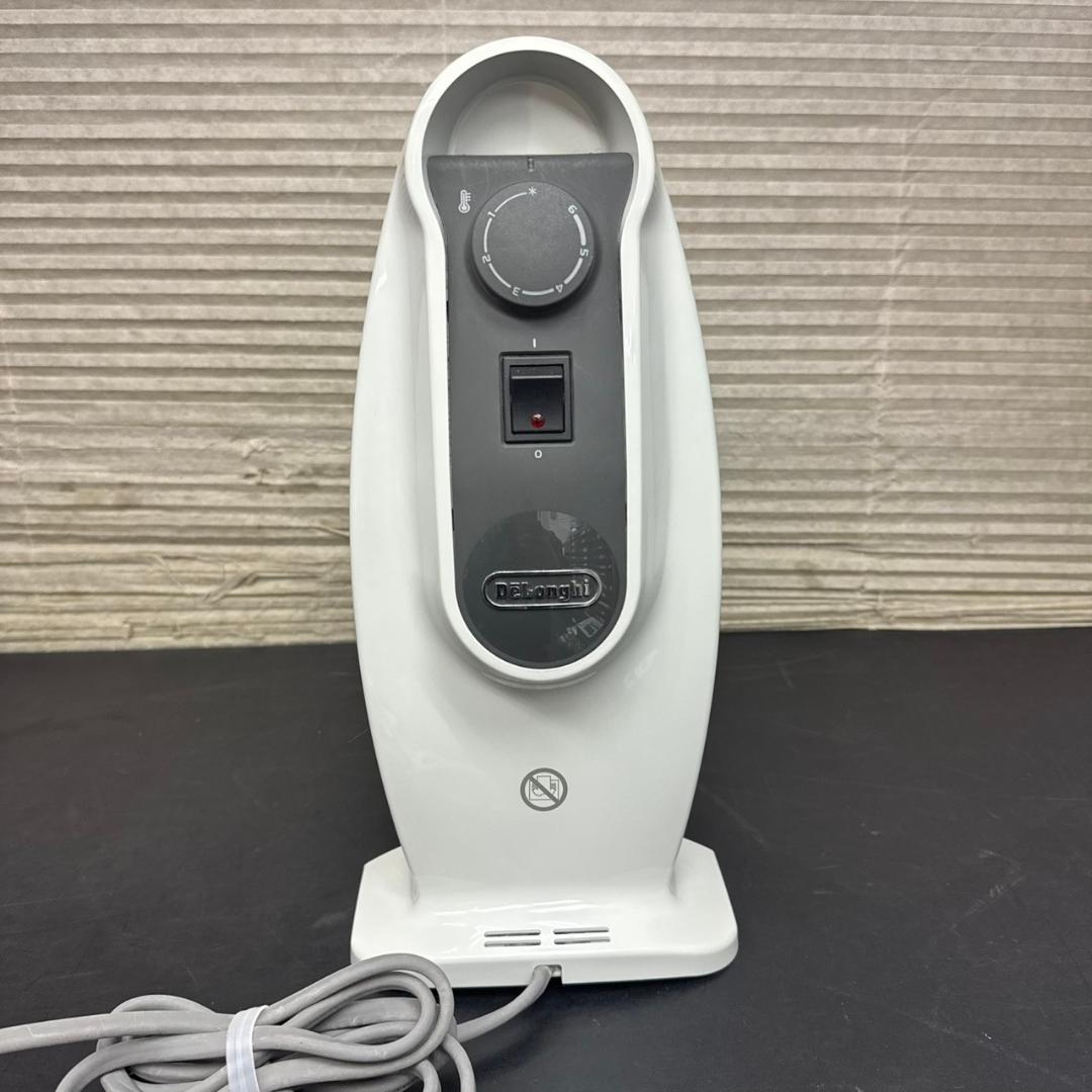 ☆デロンギ　ミニオイルヒーター　RHJ01A0505　足元暖房　DeLonghi