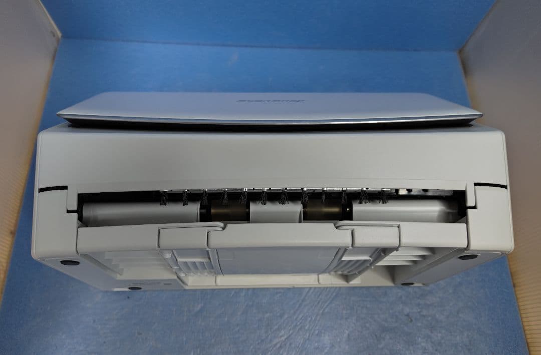 たまった書類を一気にスキャン 富士通 ScanSnap iX1500（白）